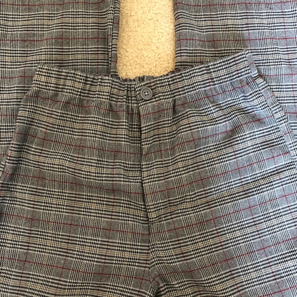 sold 🦋 brandy melville grey plaid tilden pants - Picture 3 of 5